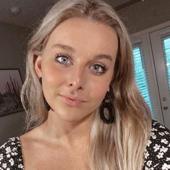 nicolelynne0808